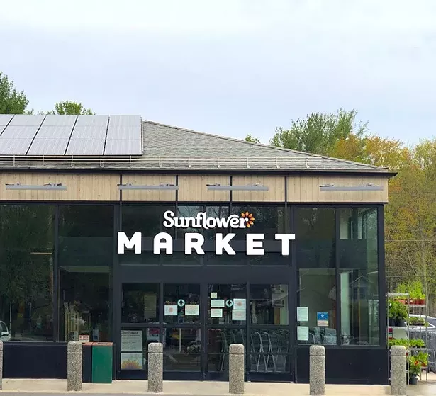 Sunflower Market in Woodstock