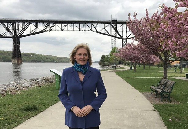 Elizabeth Waldstein, Executive Director of the Friends of the Walkway Over the Hudson organization, is being honored at this year's Starry Starry Night benefit