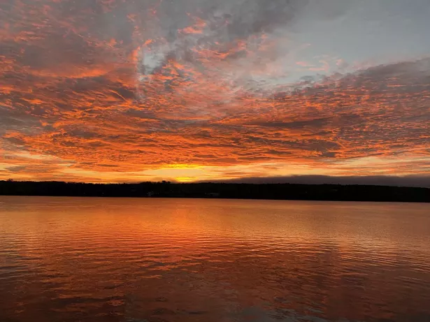 Looking east toward Rhinecliff from Kingston Point, November 15, 6:38am. Photo by Brian K. Mahoney