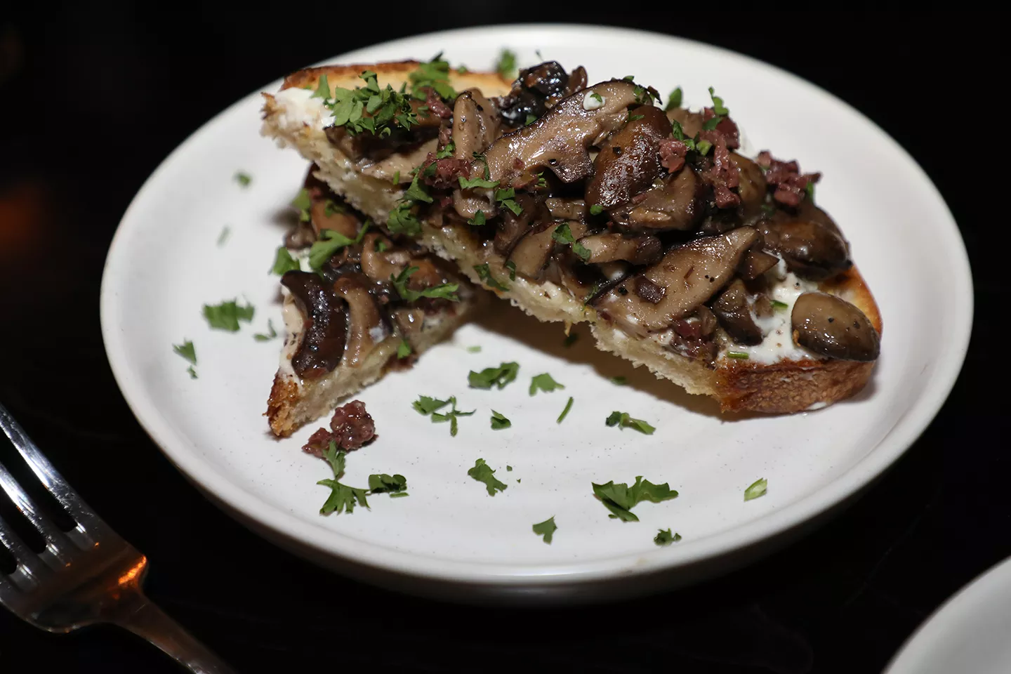 Kip's Tavern: Affordable, Elevated Pub Fare in Rhinecliff