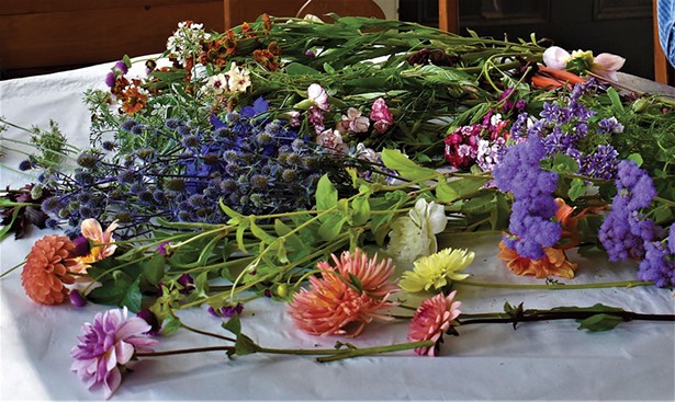 Flower Arrangements & Cutting Gardens