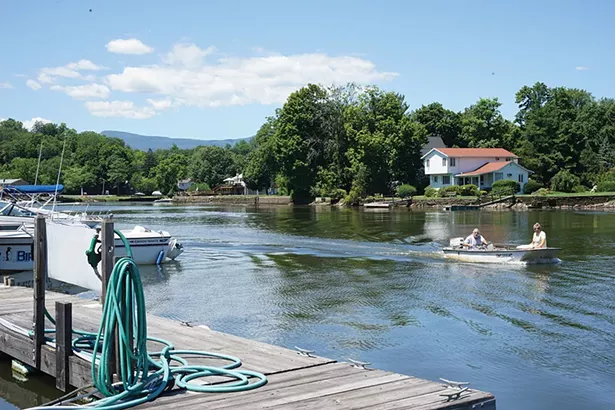 Saugerties Marina - JOHN GARAY