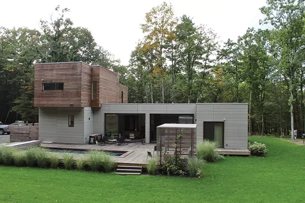 1_exterior.jpg