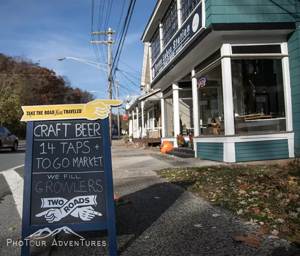 Seven Lakes Station Craft Beer & Taproom in Sloatsburg, NY, right on Route 17. - PHOTOUR ADVENTURES