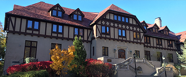 PHOTOS COURTESY OF VASSAR ALUMNAE HOUSE