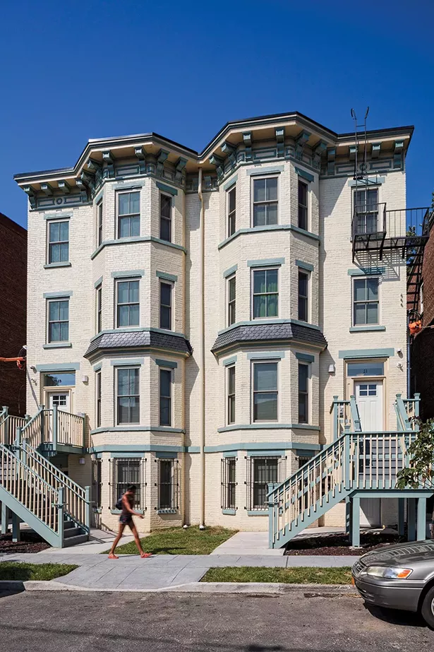 19 and 21 South Miller Street are part of Newburgh’s East End Apartments, a more than 40-unit affordable rental housing project completed in partnership with RUPCO and managed by Safe Harbors. The project received one of the Preservation League of New York State’s eight “Excellence in Historic Preservation” awards in 2019.
