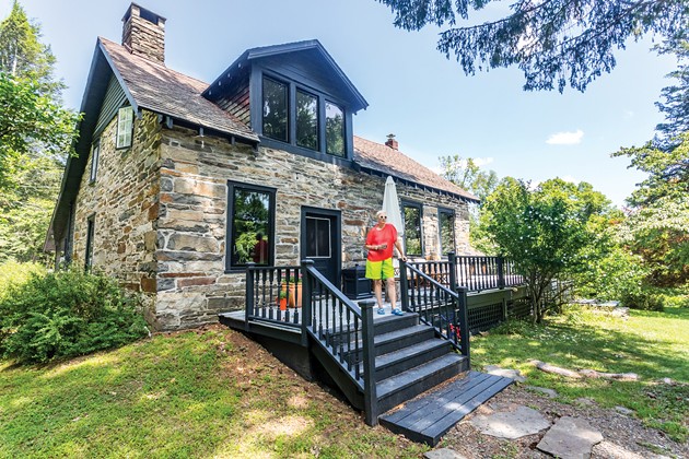 Helen Toomer's Stoneleaf Retreat in Stone Ridge