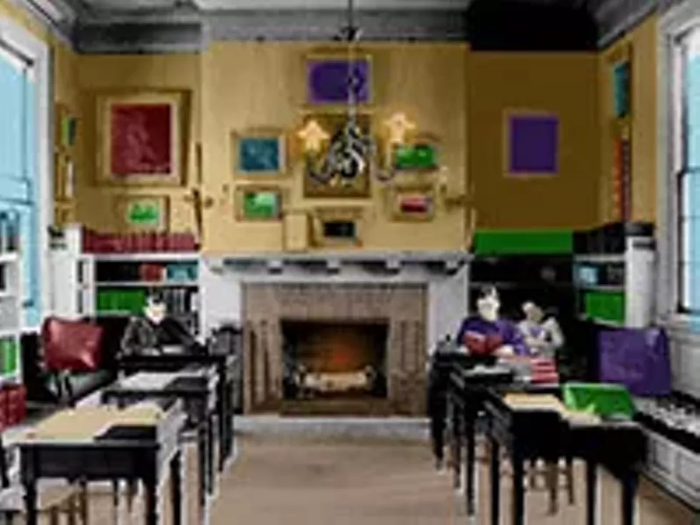 9c473542_readingroom_x200.jpg