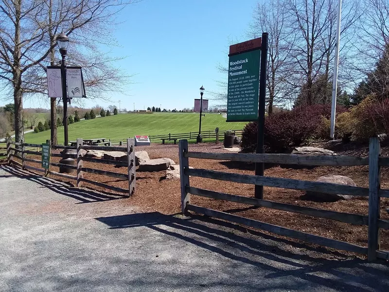 bethel_woods_-_meet_me_wdstk.jpg