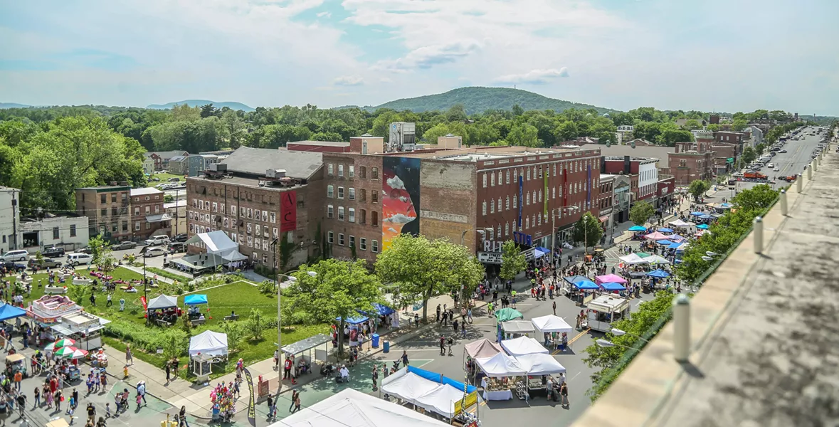 Newburgh Illuminated - PHOTO BY BRIAN WOLF
