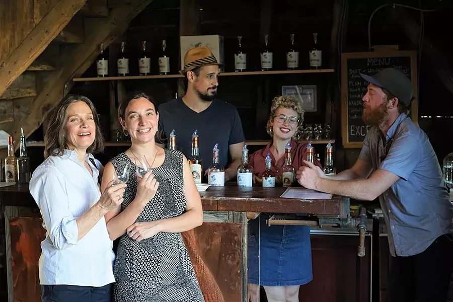 Diane Drew and Michaela Rahimi, chief distiller Christopher Williams, tavern keeper Sarah Jane Young, Mashman, and Brad Nagle at Coppersea Distilling - JOHN GARAY