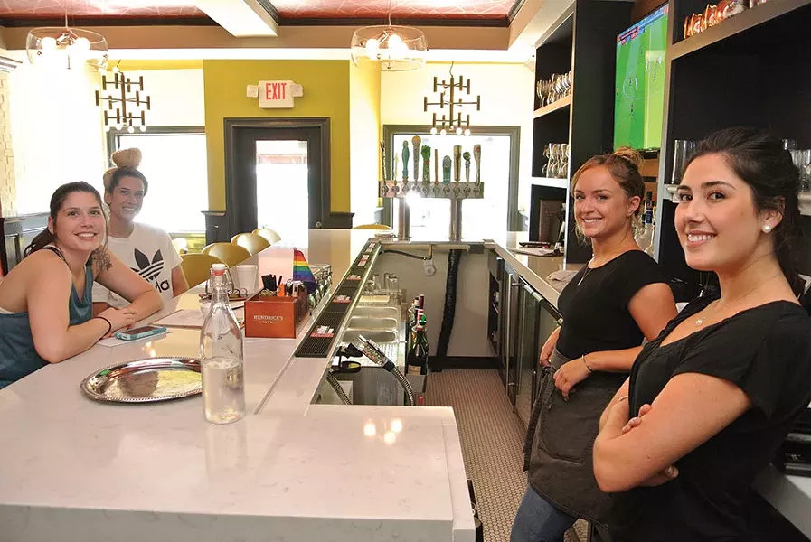 Makenzie and Amanda Lewis, Lily Hickey, Charlotte Katz at Lolita’s. - JOHN GARAY