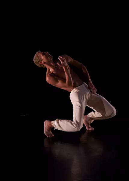Ari Mayzick, Martha Graham Dance Company Soloist performing at Kaatsbaan. - PHOTO BY GREGORY CARY