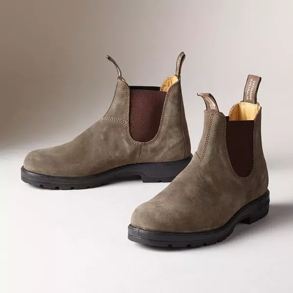 03_gifts_mountain-tops_blundstone-585.jpg