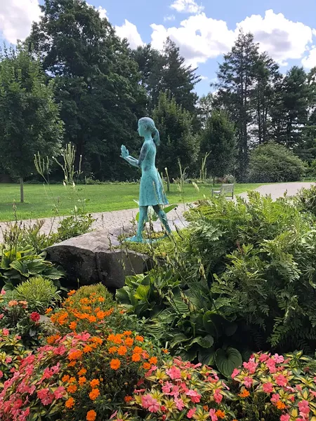 The grounds at The School of Philosophy's Wallkill location