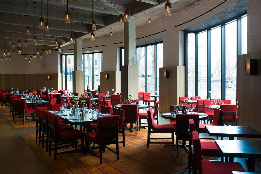 swift-restaurant-roundhouse.jpg