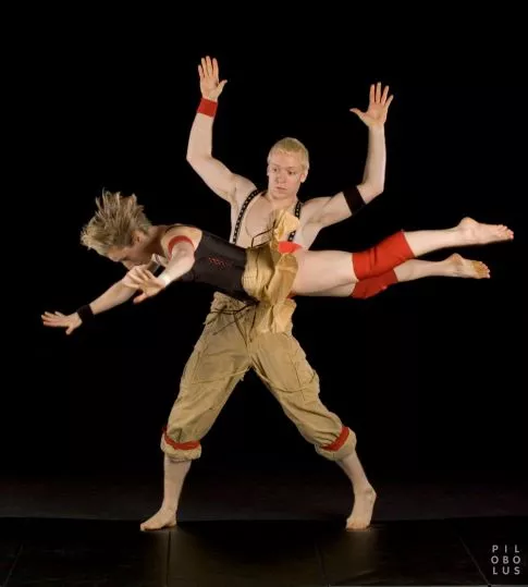 pilobolus-megawatt.jpeg