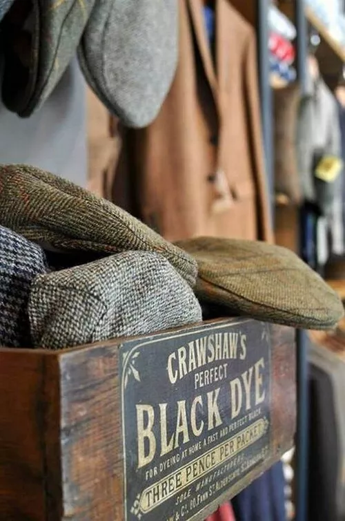 IMAGES COURTESY OF WOODSMAN SHOPPE