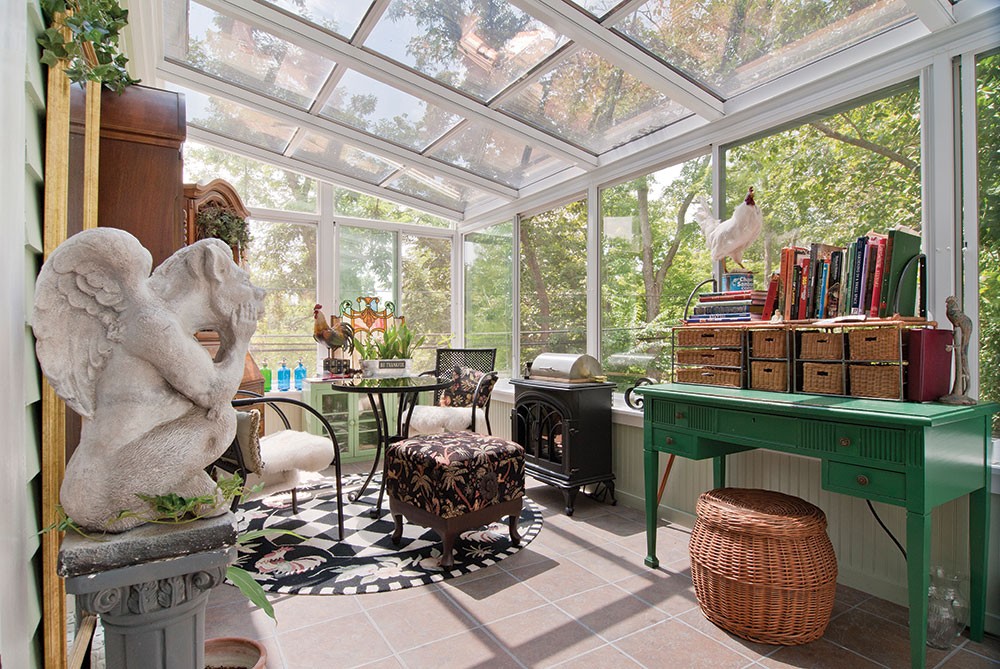 A kitchen extension/ living room in Saugerties by Hudson Valley Sunrooms.