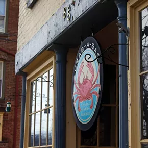 Crab a Bag: Seafood Boil in a Bag Comes to Newburgh