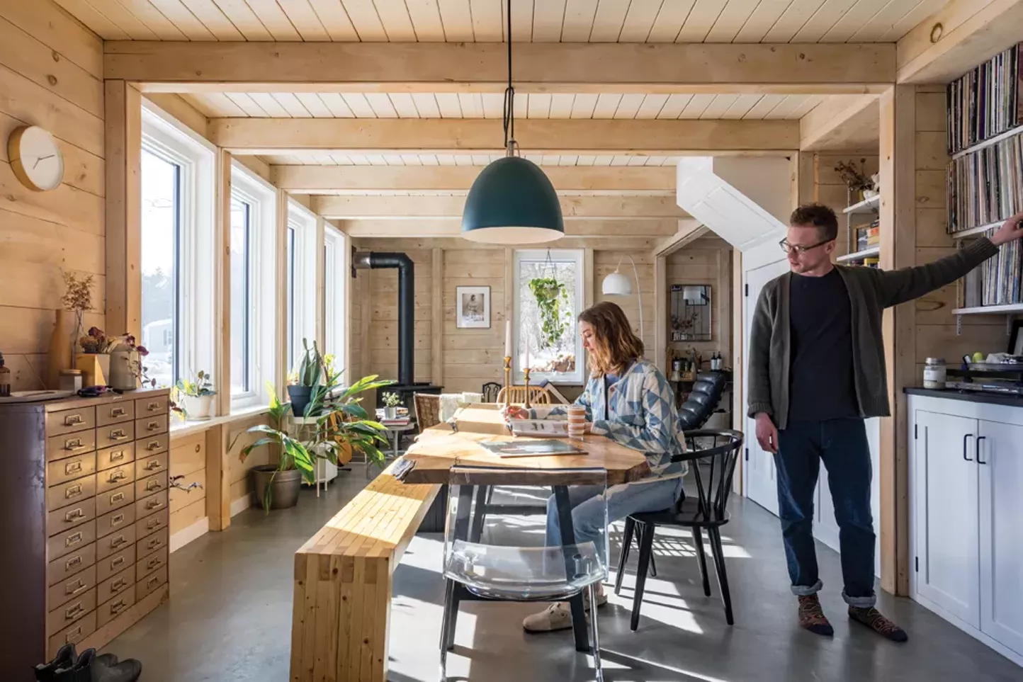 Fashion Designer Arlena Armstrong and Producer Matt Petock's Stylish Accord Home - Vimarsana News