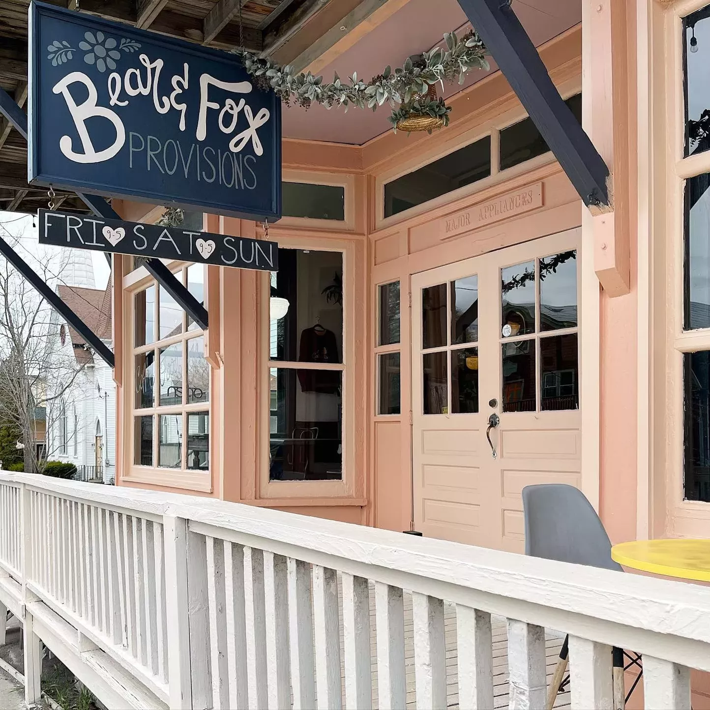 Floofy Coffee & Killer Egg Sandwiches at Bear & Fox Provisions in Tannersville - Vimarsana News