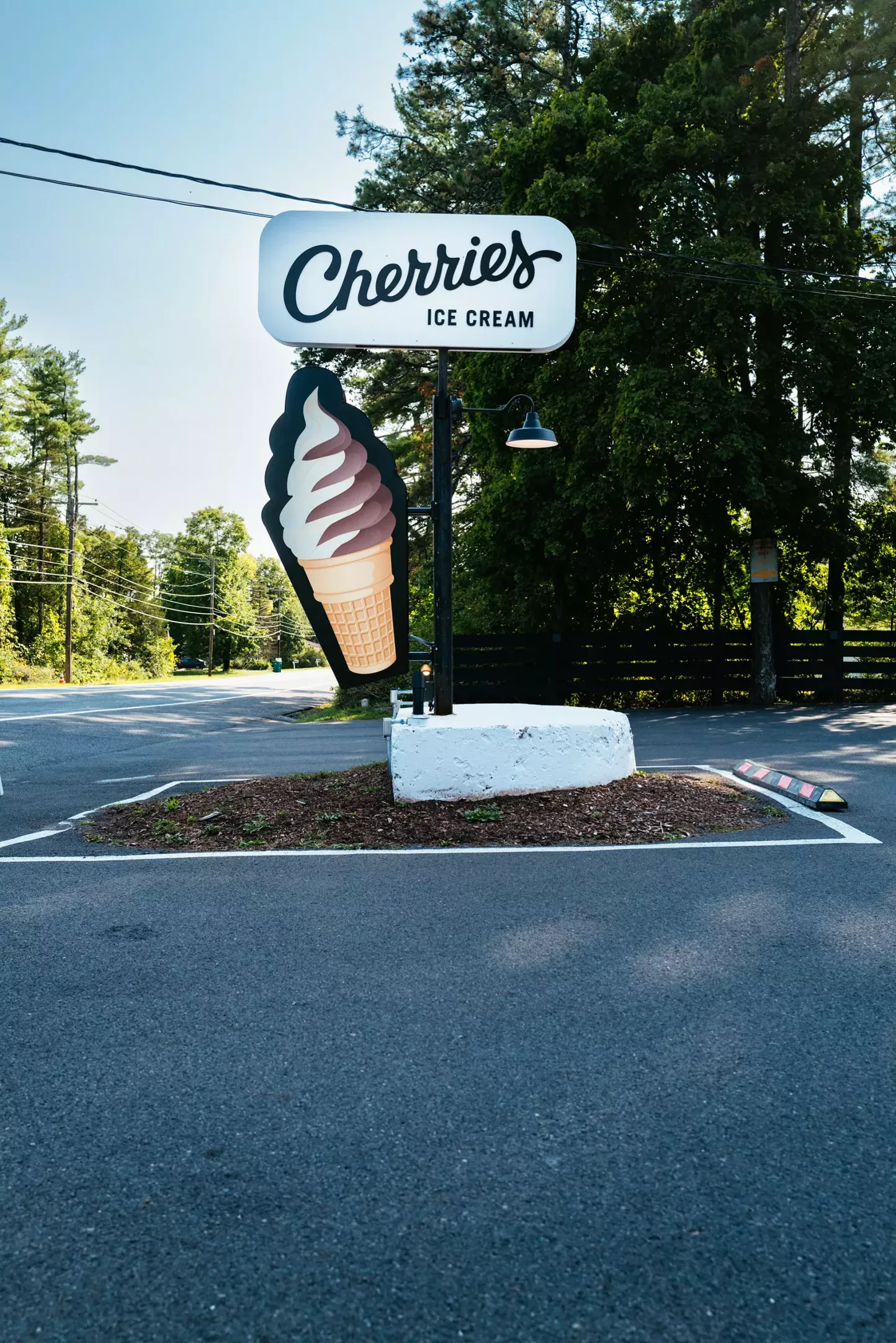 A 7 GrassFed Burger? Cherries in Stone Ridge for the Win