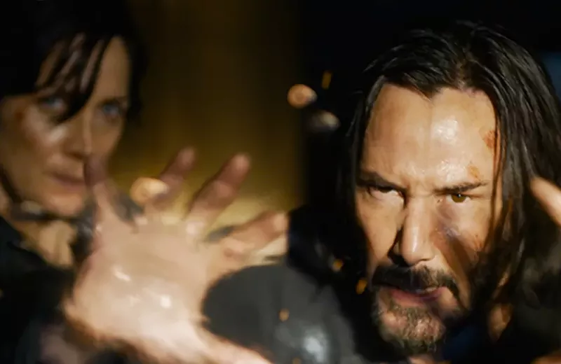 Keanu Reeves (po prawej) i Carrie-Anne Moss w Matrix Resurrections - Zdjęcie: HBO PRESSROOM / WARNER MEDIA