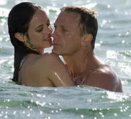 Daniel Craig's Bond: Incomparably hot, unquestionably cool.