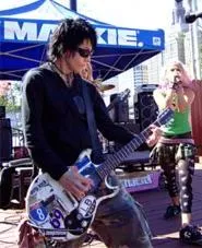 Joan Jett shares her "Bad Reputation" with pop-punk Shiragirl.