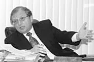 Sheldon Starke: Think of him as Johnny Cochran - meets Maury Ballstein. - AP/WIDE WORLD PHOTOS