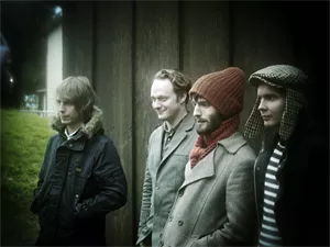 Sigur Rós prepares for a little cow milking.
