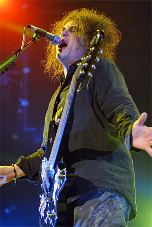 The Cure's Robert Smith puts on his happy face at the Wolstein Center. - WANDA SANTOS-BRAY