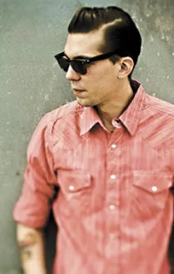 1579_musicjustintownesearle.jpg