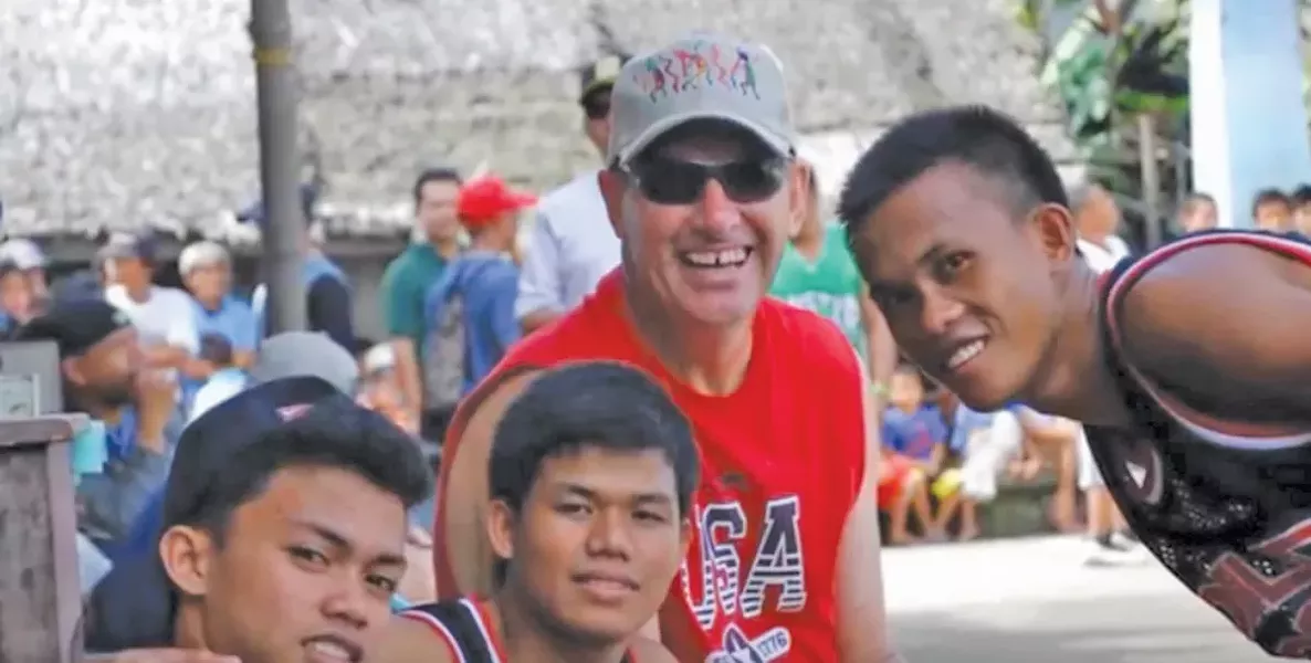 Tom Randall, proselytizing via basketball - PHOTO YOUTUBE SCREEN GRAB / FREE TOM RANDALL