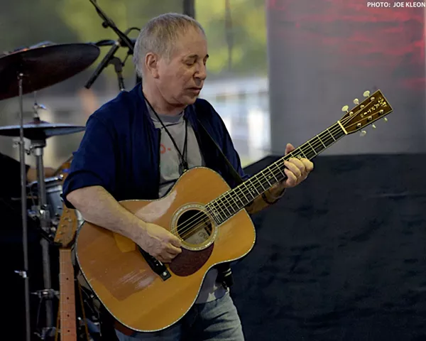 Paul Simon Delivers Career-Spanning Set at Jacobs Pavilion at Nautica | Scene and Heard: Scene's ...