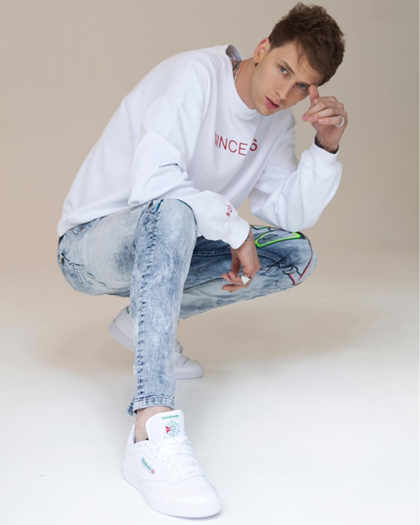 Alexander Graham Bell vestir líquido Cleveland's own Machine Gun Kelly is Reebok's New Global Ambassador | Scene and Heard: Scene's News Blog Alexander Graham Bell vestir líquido Cleveland's own Machine Gun Kelly is Reebok's New Global Ambassador | Scene and Heard: Scene's News Blog