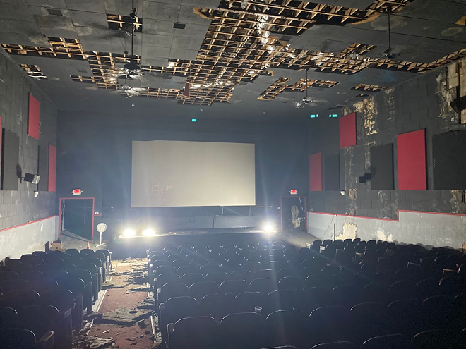 BEACH THEATRE