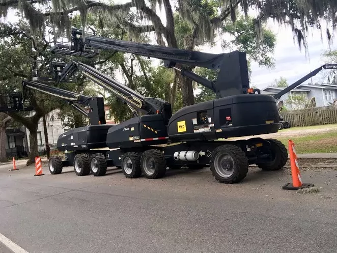 These telescopic boom lifts were placed on Lincoln Street for most of October while a movie was being shot nearby. Yet local residents did not slash their tires or set them on fire to protest the loss, if only temporary, of our most cherished local resource: on-street parking.