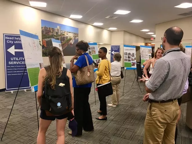 Citizens gathered at the Coastal Georgia Center Sept. 17 for a presentation on the Savannah Development and Renewal Authority’s Downtown Savannah 2033 Masterplan.