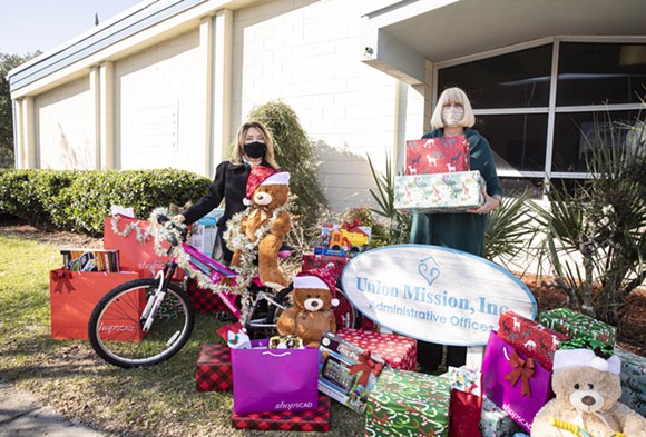 Savannah-area organizations pay it forward with charitable gifts during the holidays