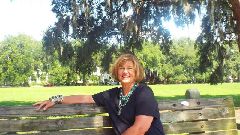 Dottie Kluttz believes we can incorporate old-fashioned storytelling with today’s busy and digitally-connected world.