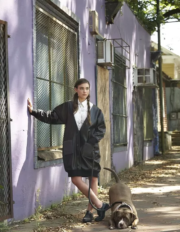 Savannah on the runway … and in the gallery
