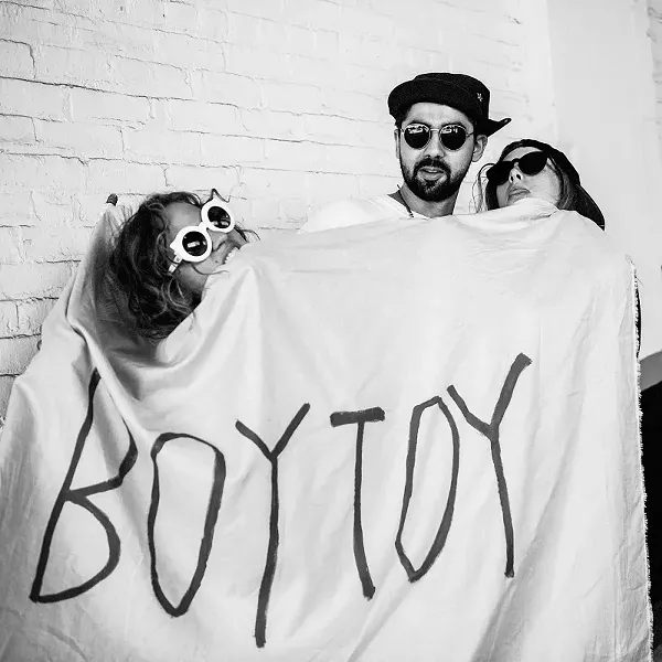 boytoy1-2.jpg