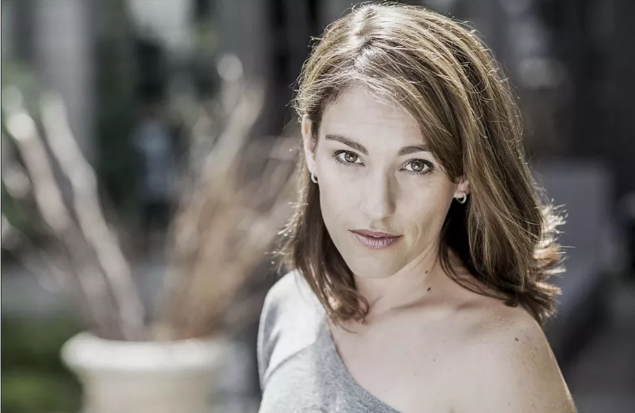 Amy Jo Johnson
