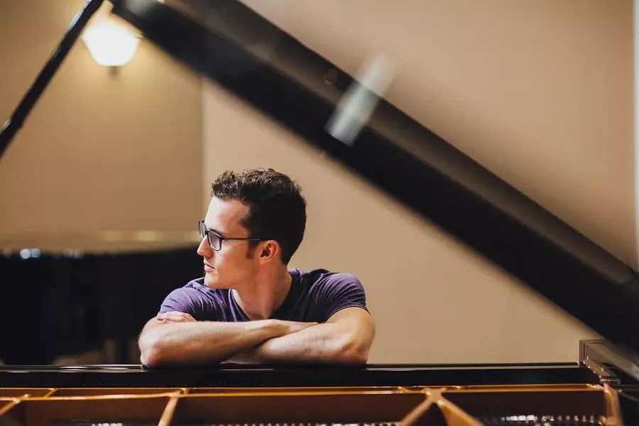 piano1-1.jpg