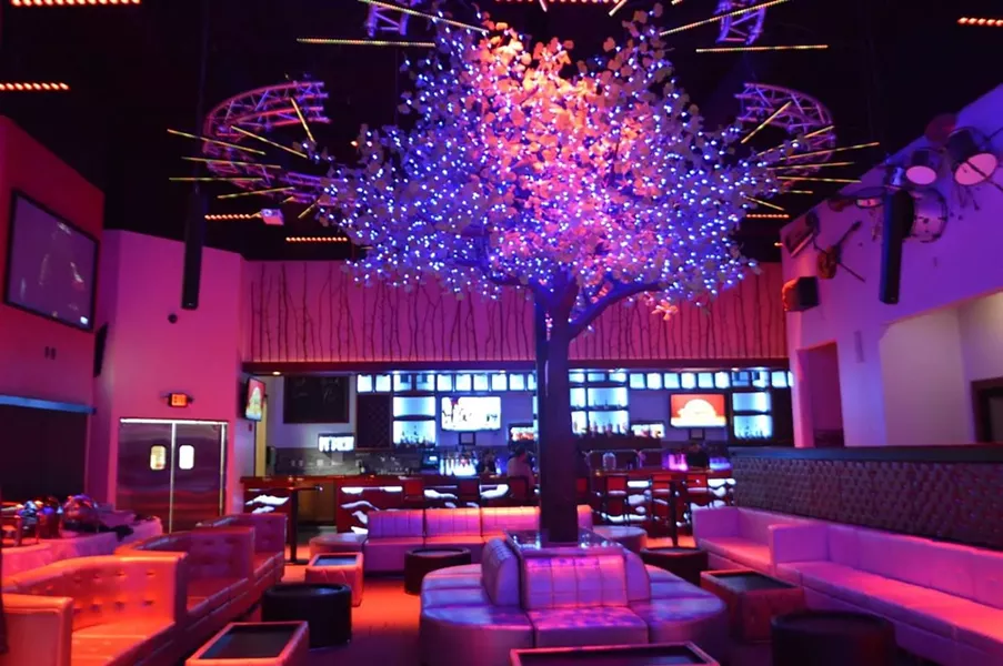 food-201nightclub-16.jpg