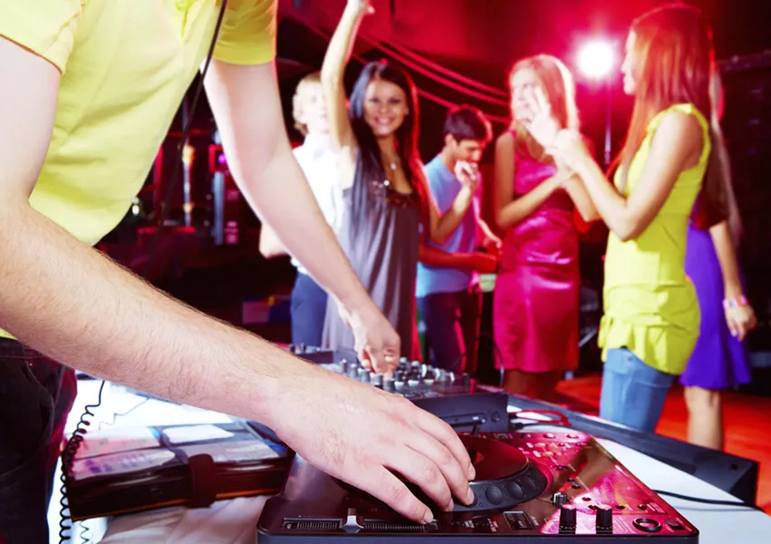nye-dj-16.jpg