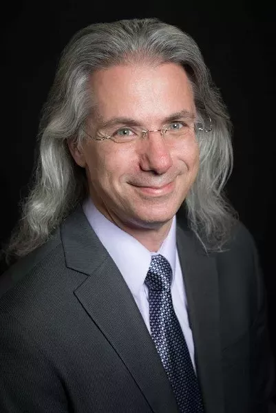 Marc Chesanow joins on bass.