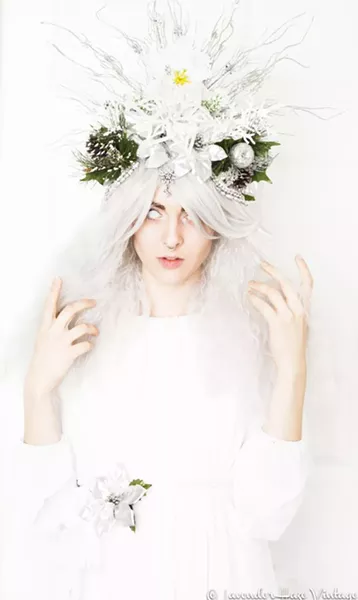 Ann Drogynous. - LAVENDER HAZE